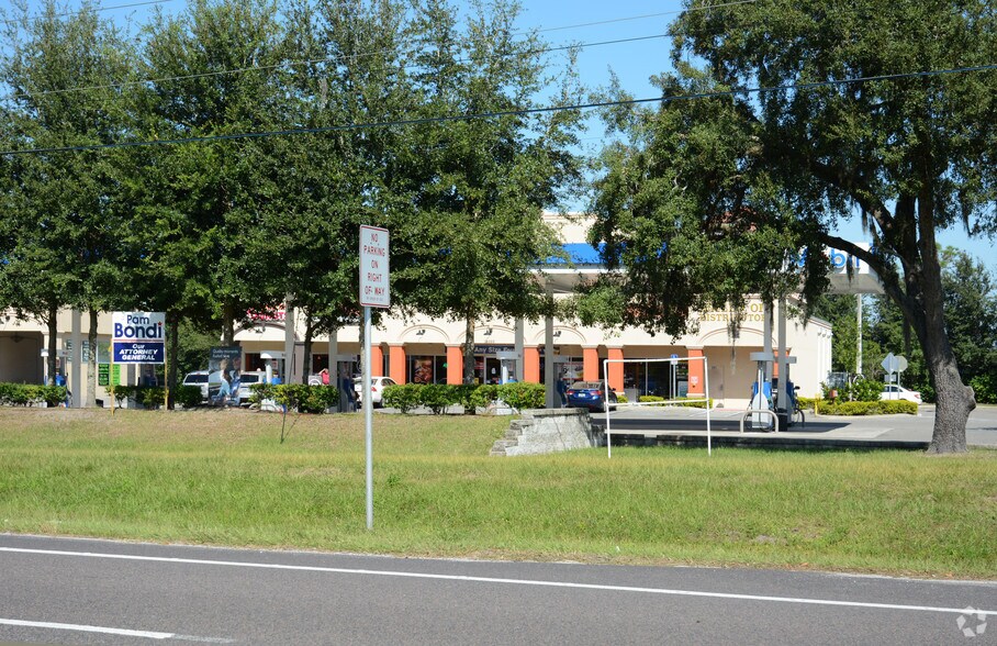 More Photos Of 16055 State Road 52, Land O' Lakes Service Station For Lease