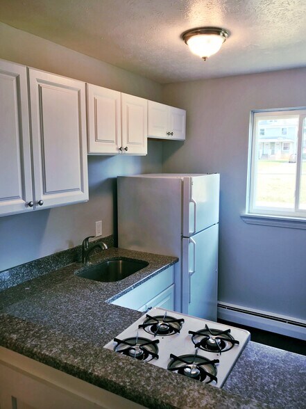 More Photos Of 1833-1845 E 31st St, Lorain Apartments For Sale