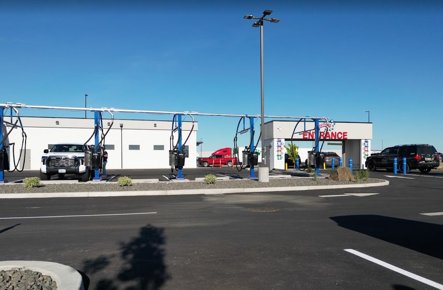 More Photos Of 2600 Lincoln ave, Sunnyside Land For Sale