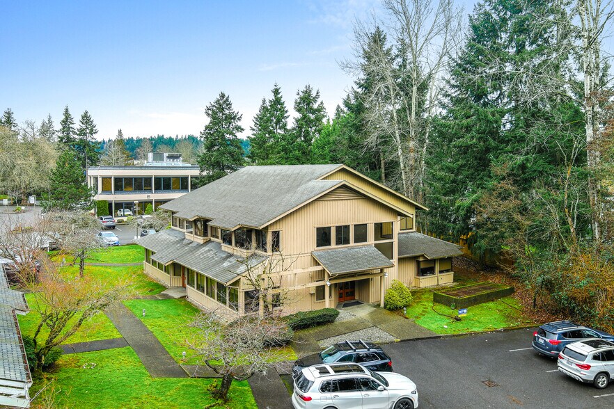 More Photos Of 12509 Bel Red Rd, Bellevue Office For Sale