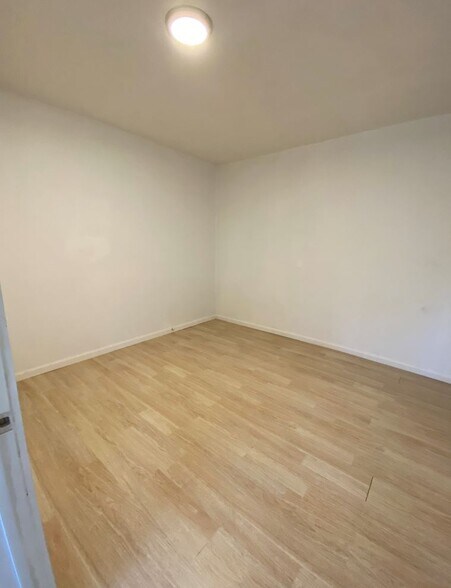 More Photos Of 5324-5326 Pacific Blvd, Huntington Park Manufacturing For Sale