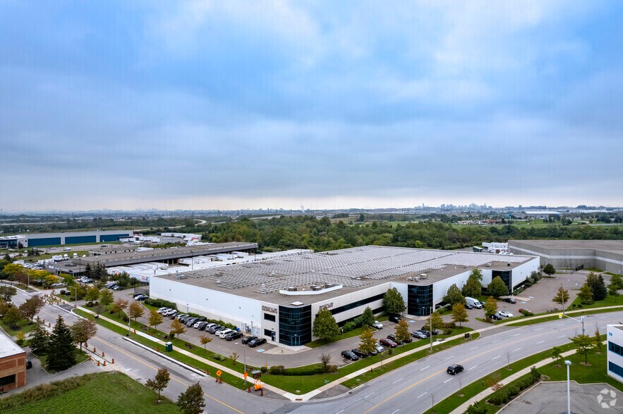 More Photos Of 200 First Gulf Blvd, Brampton Warehouse For Lease