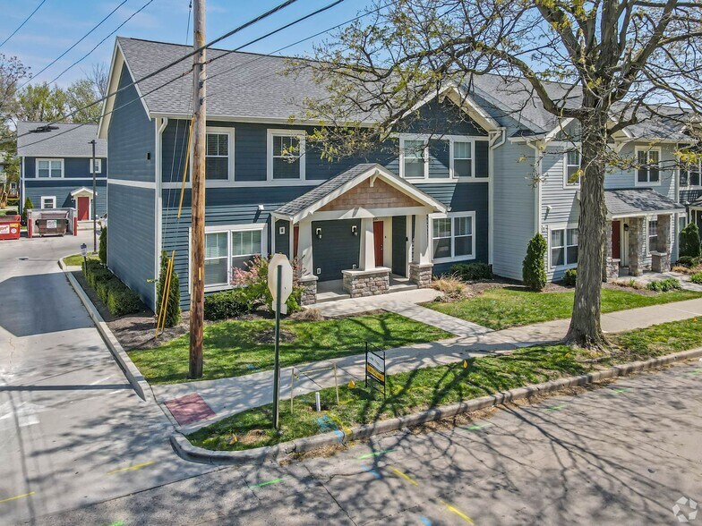 More Photos Of 6159 Winthrop Ave, Indianapolis Apartments For Sale