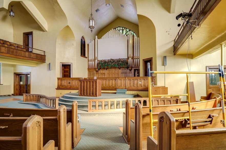 More Photos Of 531 W Ash St, Piqua Religious Facility For Sale