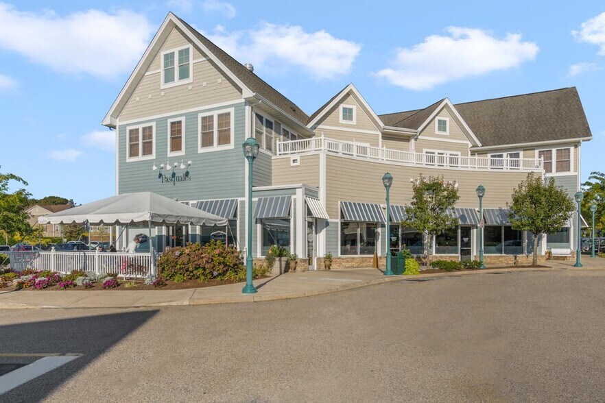 More Photos Of 50 South County Commons Way, South Kingstown Unknown For Lease