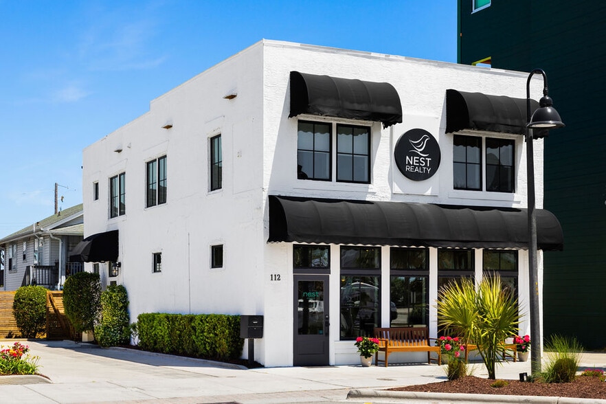 More Photos Of 112 Cape Fear Blvd, Carolina Beach Freestanding For Sale