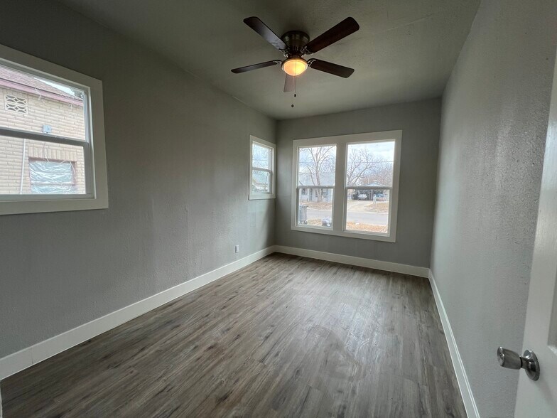 More Photos Of 101 Stanley Ct, San Antonio Multifamily For Sale