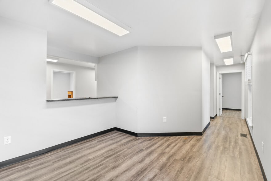 More Photos Of 6200 Fort Ave, Lynchburg Medical For Sale