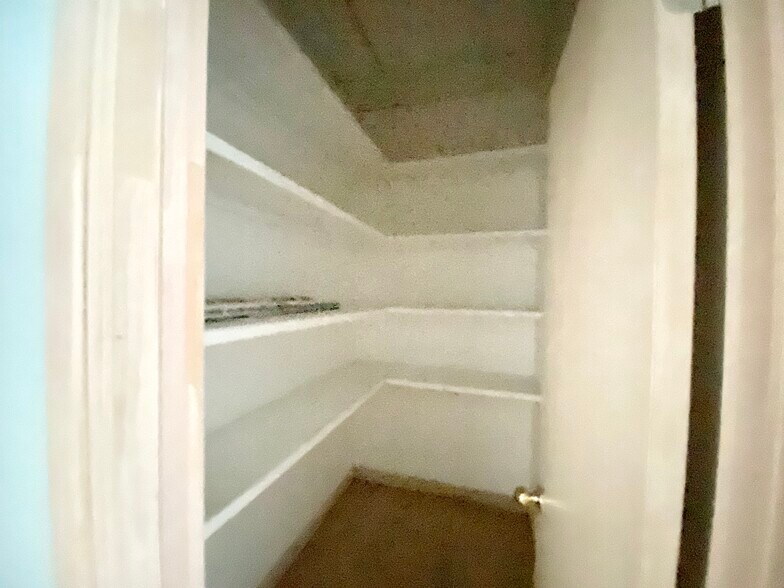 More Photos Of 3102 E Business 83, Weslaco Office For Lease