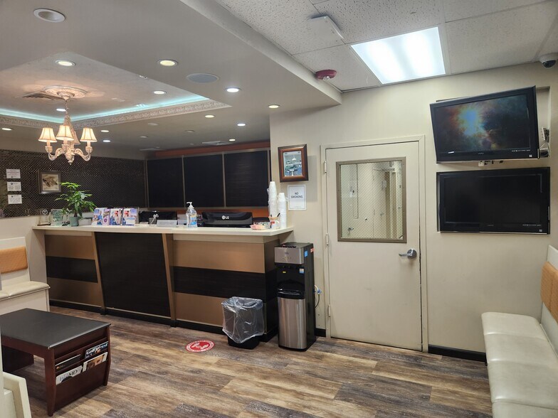 More Photos Of 2632 E 14th St, Brooklyn Medical For Sale