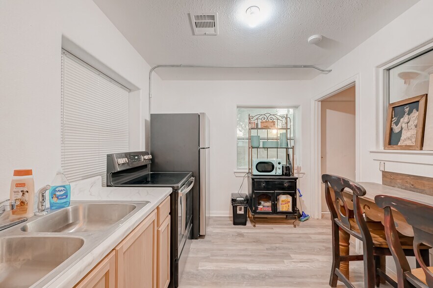 More Photos Of 6007 FM 2218 Rd, Richmond Land For Sale