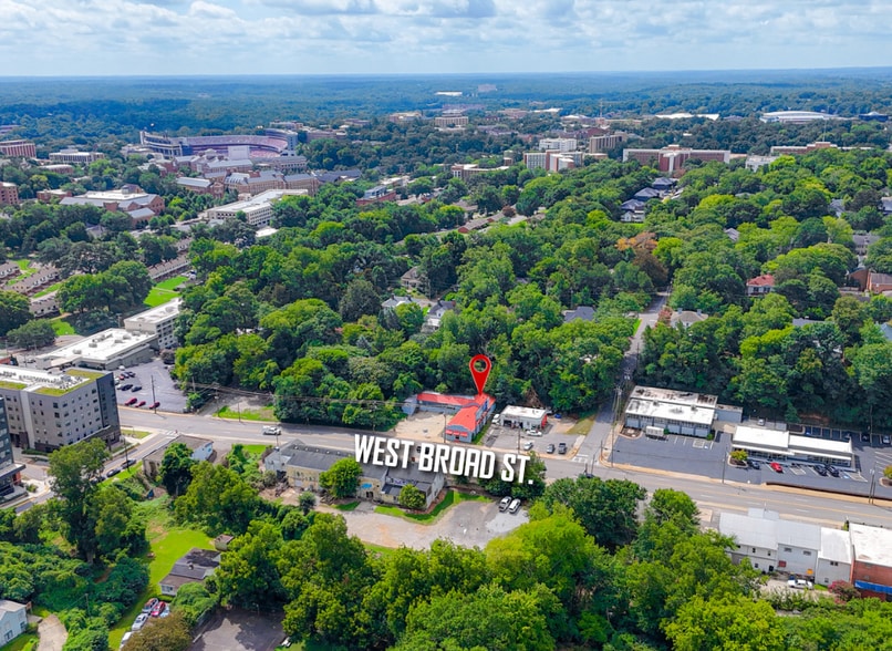 More Photos Of 651 W Broad St, Athens Medical For Lease
