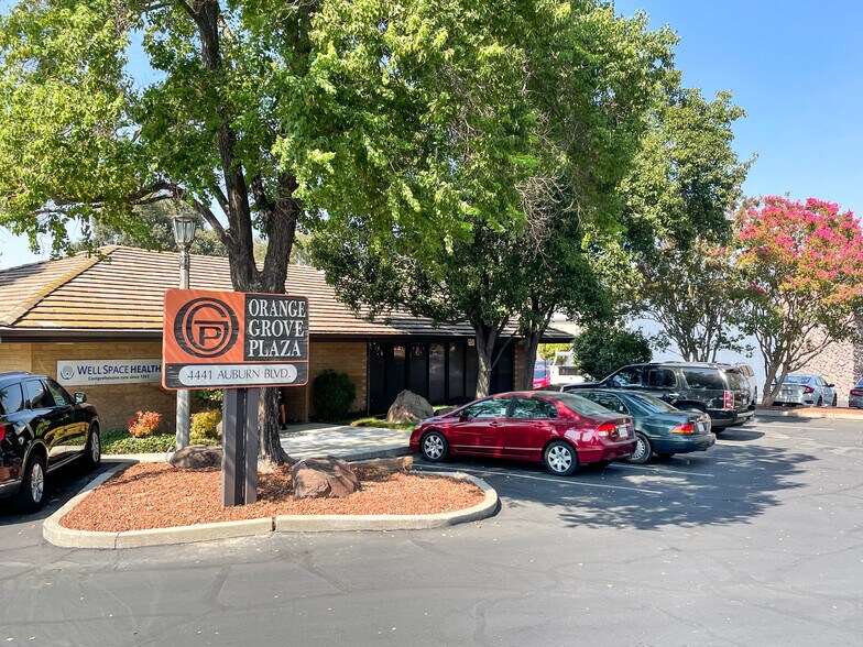More Photos Of 4441 Auburn Blvd, Sacramento Office For Sale