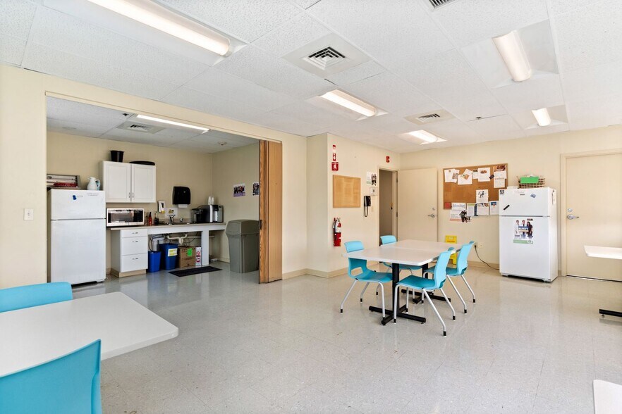 More Photos Of 629 Centre St, Brockton Office For Lease