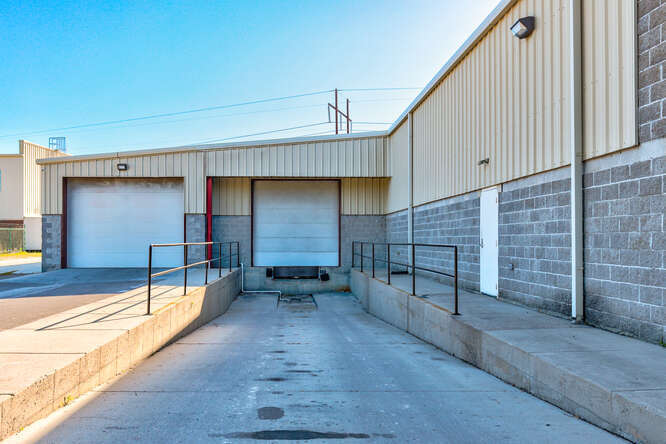 More Photos Of 2045 Corporate Dr S, Wilmington Warehouse For Lease