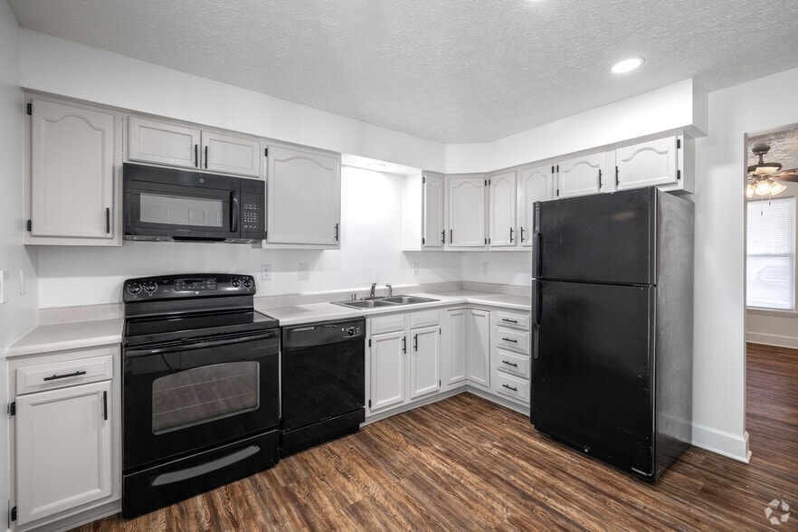 More Photos Of 145 Lois Ln, Morehead Apartments For Sale