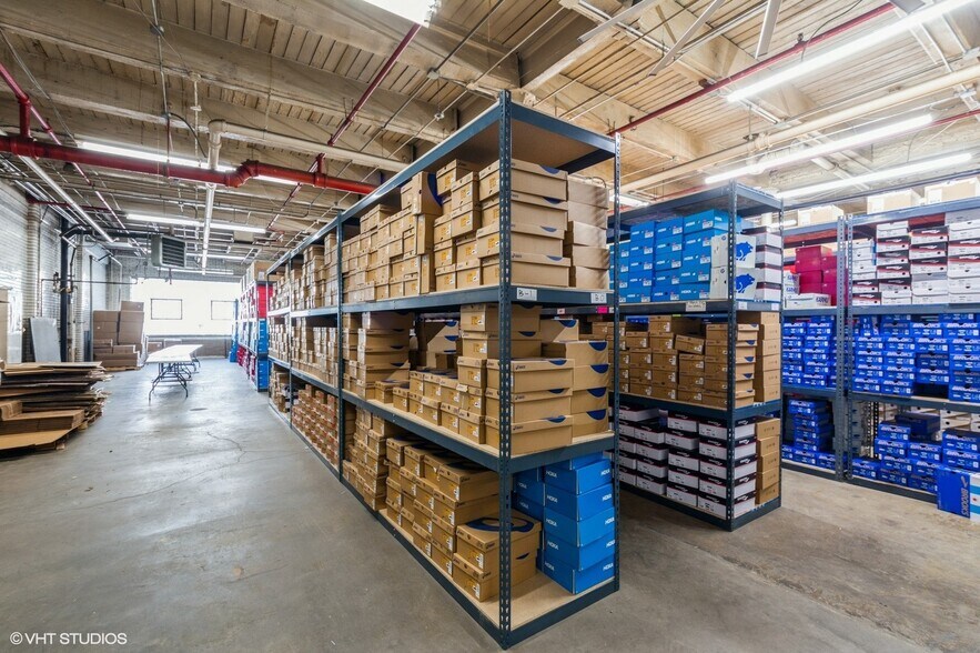 More Photos Of 5041-5047 N Western Ave, Chicago Flex For Lease