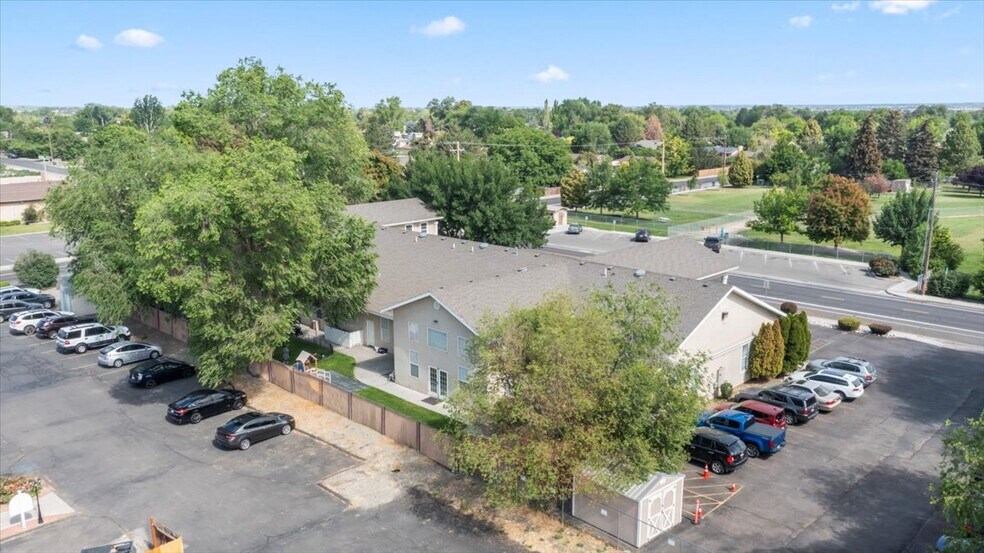 More Photos Of 273 Shoup Ave W, Twin Falls Office For Sale