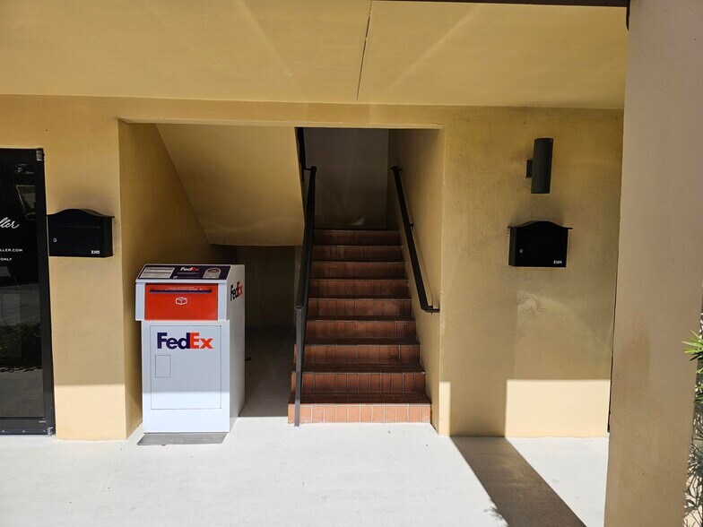 More Photos Of 725 N A1A, Jupiter Office For Lease