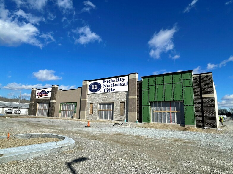 More Photos Of 7725 US Hwy 41, Schererville Storefront Retail Office For Lease