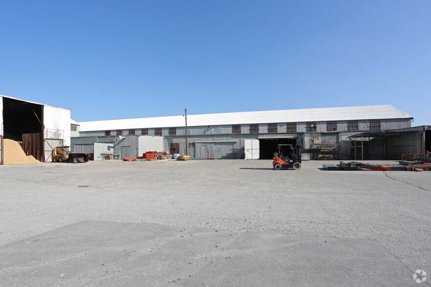 More Photos Of 7800 E 12th St, Kansas City Manufacturing For Lease