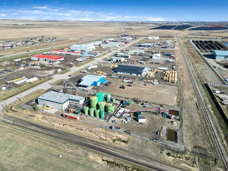 More Photos Of 450254 82 St E, Foothills No 31 Warehouse For Sale