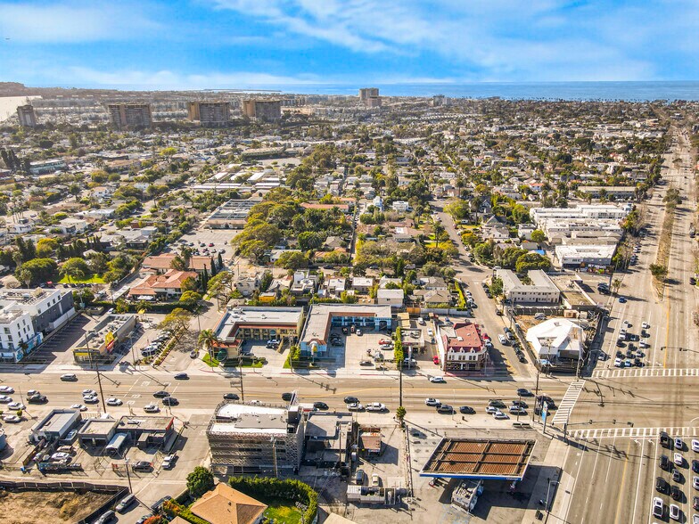 More Photos Of 2422 Lincoln Blvd, Venice Land For Sale