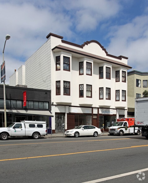 Primary Photo Of 1018-1020 Valencia St, San Francisco Storefront Retail Residential For Lease
