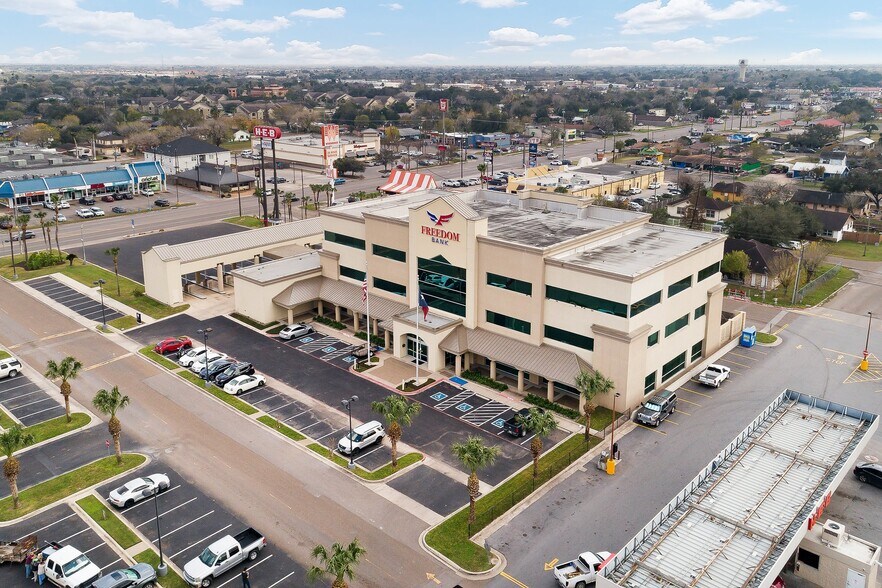 More Photos Of 533 N Alamo Rd, Alamo Office For Sale