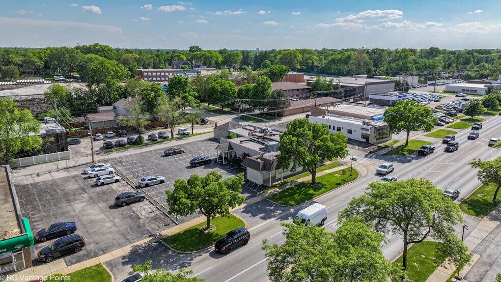 More Photos Of 1219 Ogden Ave, Downers Grove Office For Sale