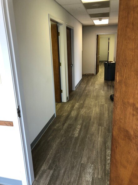 More Photos Of 3903-3919 Southern Ave, Shreveport Storefront Retail Office For Lease