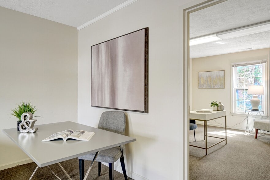 More Photos Of 7297 US-29, Falls Church Office For Sale