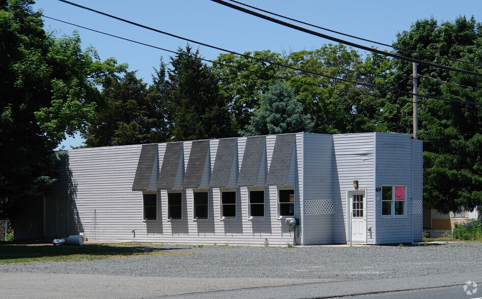 More Photos Of 429 Rt-31, Washington Freestanding For Sale