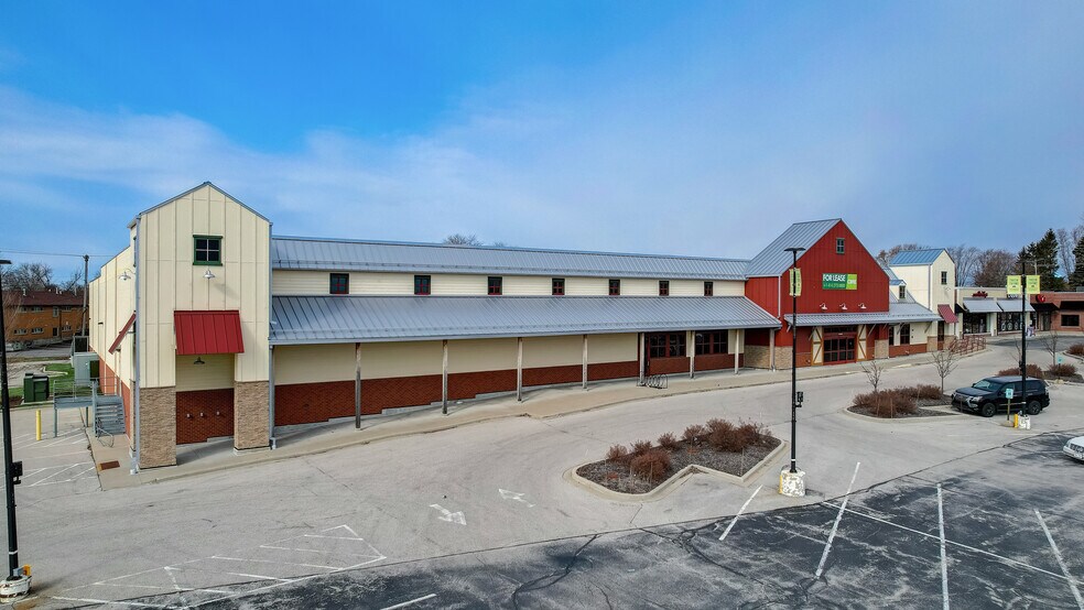 More Photos Of N89W1689 Appleton`, Menomonee Falls Supermarket For Sale