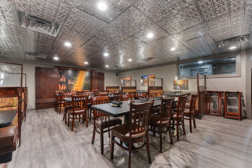 More Photos Of 4305 Portage St NW, Canton Restaurant For Sale