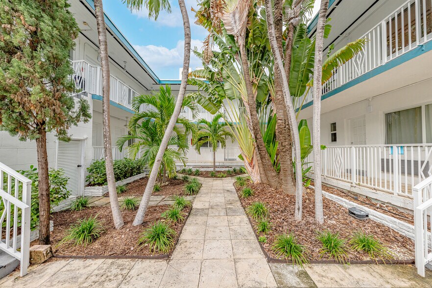More Photos Of 7710 Harding Ave, Miami Beach Apartments For Sale