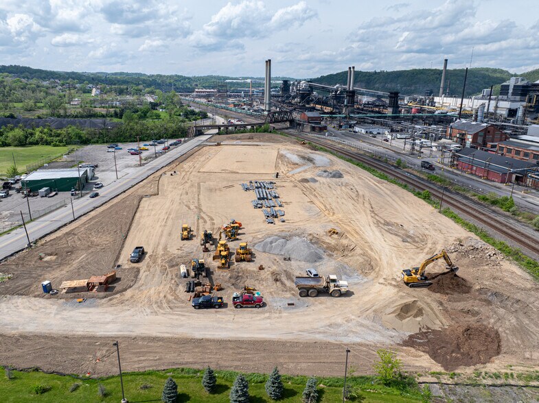 More Photos Of 206 State St, Clairton Industrial For Lease