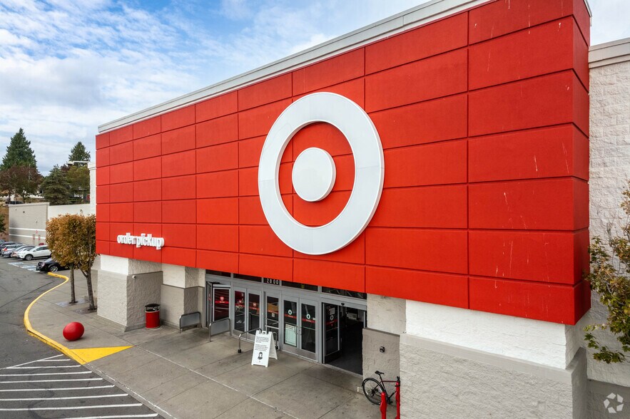 More Photos Of 2600 SW Barton St, Seattle Unknown For Sale