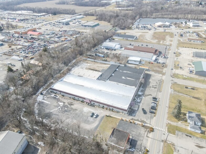 More Photos Of 503-527 New York Ave, New Castle Light Distribution For Lease