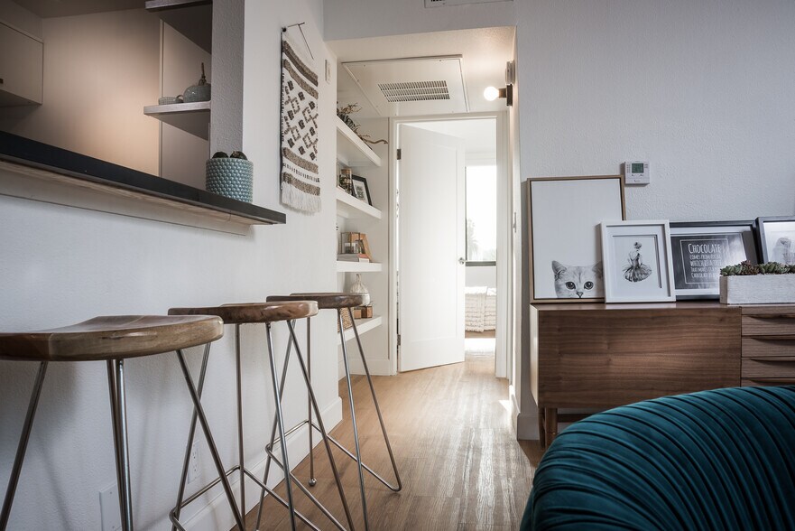 More Photos Of 5800-5820 Marmion Way, Los Angeles Multifamily For Sale