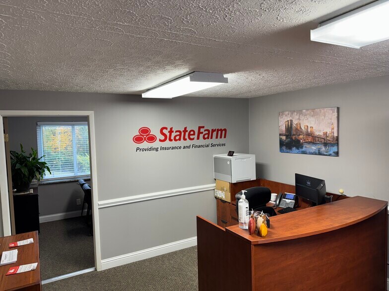 More Photos Of 5643 Cheviot Rd, Cincinnati Office For Lease