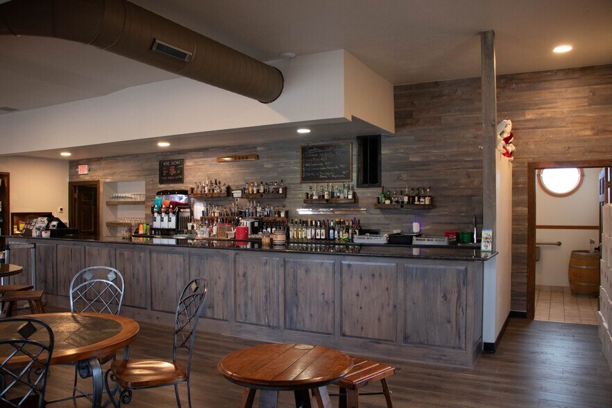 More Photos Of 5781 State Highway 42, Sturgeon Bay Storefront Retail Residential For Sale