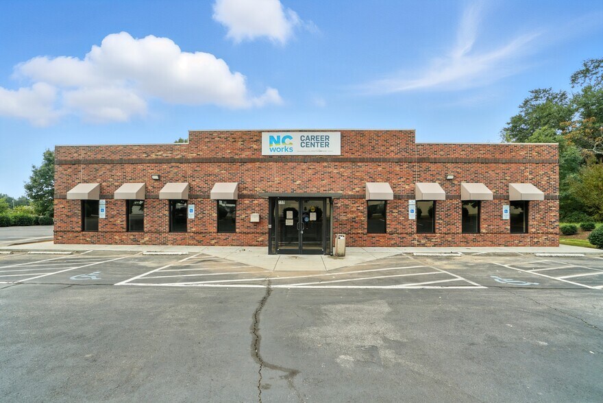 Primary Photo Of 133 Island Ford Rd, Statesville Office For Lease