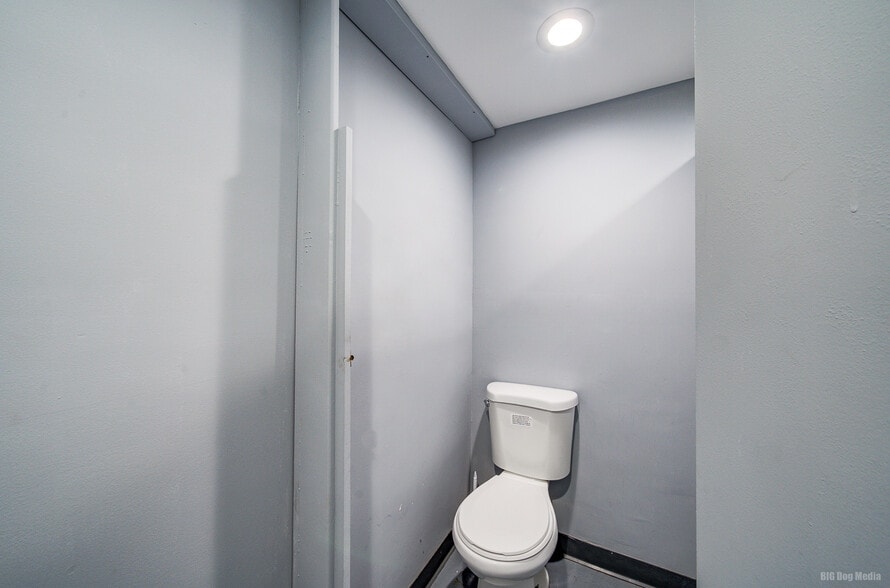 More Photos Of 1446 S 50th Ave, Cicero Religious Facility For Sale