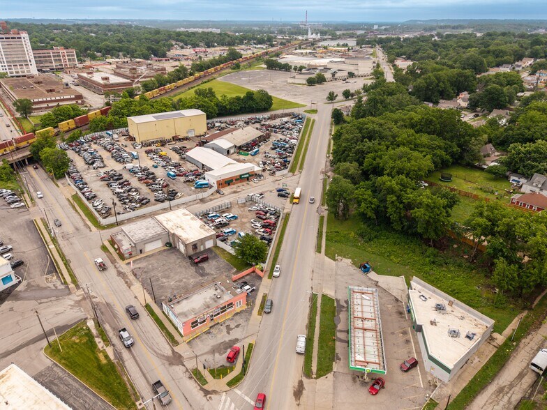 More Photos Of 5420 E 10th St, Kansas City Industrial For Sale