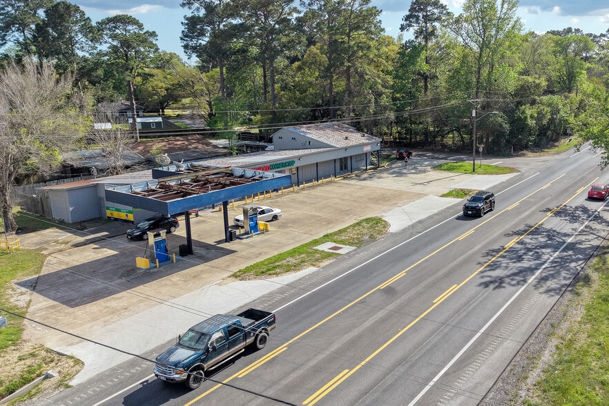 Primary Photo Of 4310 N Main St, Liberty Convenience Store For Sale