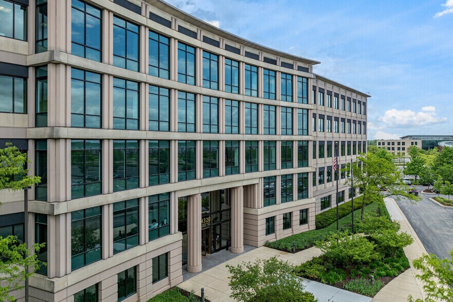 More Photos Of 4320 Winfield Rd, Warrenville Office For Lease