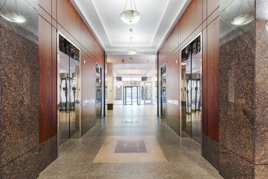 More Photos Of 222 Benmar Dr, Houston Office For Sale