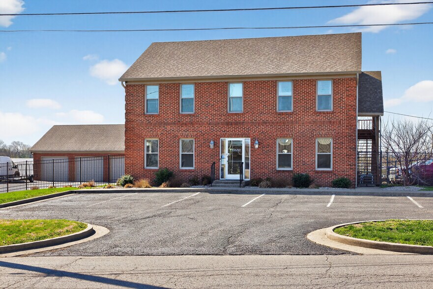 More Photos Of 446 Roy Arnold Blvd, Danville Industrial For Sale