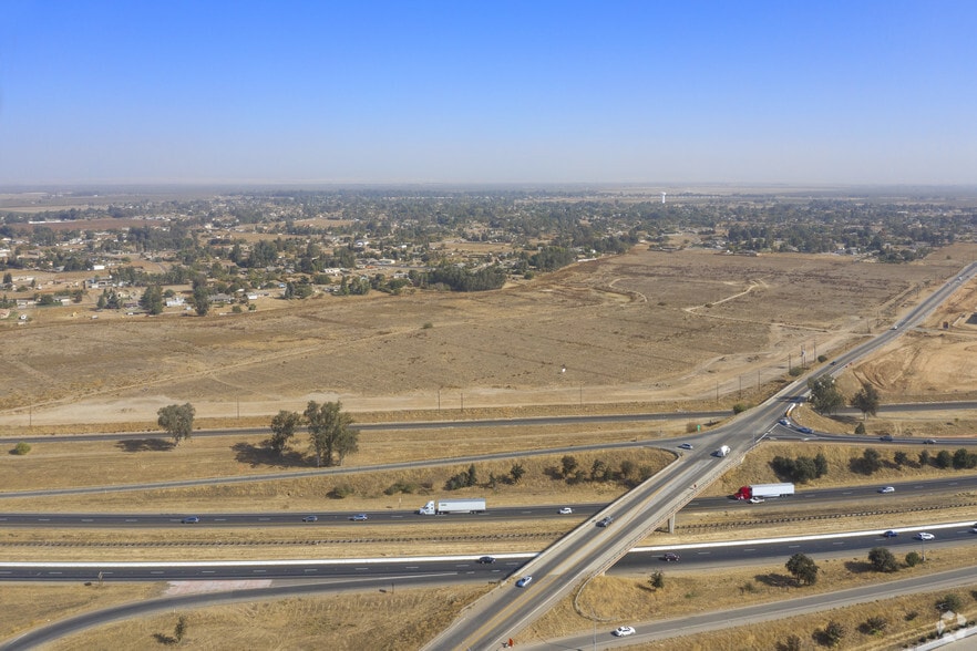 Primary Photo Of Ave 17, Madera Land For Lease